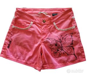 Shorts rosa personalizzati 
