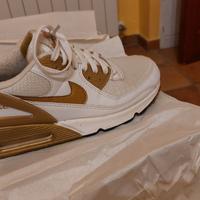 Nike Air Max 90 Gold