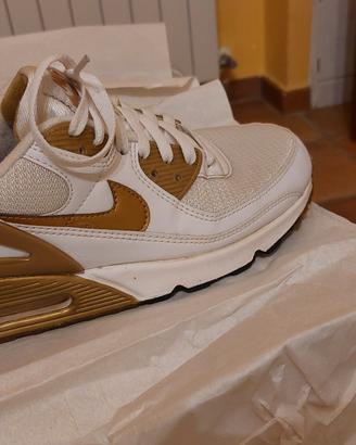 Nike Air Max 90 Gold