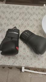 Sacco da boxe Crivit.  E guantoni da boxe