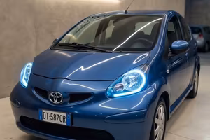 Toyota Aygo 1.0 12V VVT-i 5 porte Sound edizione