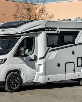 MCLOUIS MC4 870 stagione 2027 pronta consegna