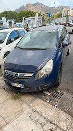 Opel corsa 1200 benzina-Gpl