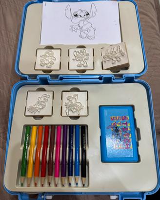 Valigetta timbri e matite Disney Stitch