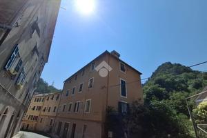 3 LOCALI A GENOVA