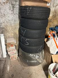 stock 11 pneumatici quasi nuovi 205/60 R16 TOURAN