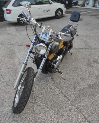 Honda VT 750 Black Widow