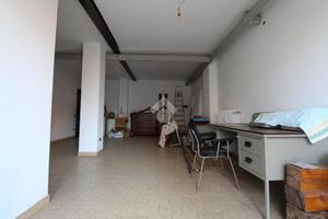 NEGOZIO A PONTERANICA