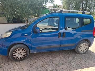 Fiat Qubo 1.4 metano, anno 2011, Km 156000.