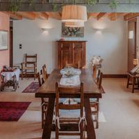 Tavolo rustico artigianale in castagno massello