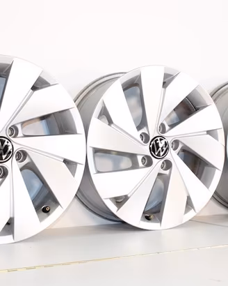 4 Cerchi Originali GOLF 8 - 17" + Sped Gratis