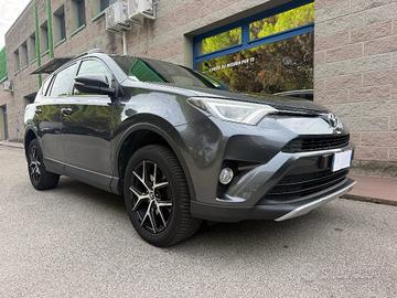 TOYOTA RAV 4 2.0 D-4D 2WD 143CV UNIPROPRIETARIO