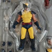 Mezco One:12 Wolverine Tiger stripe NYCC