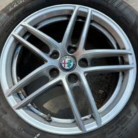 Cerchi alfa romeo giulia originali