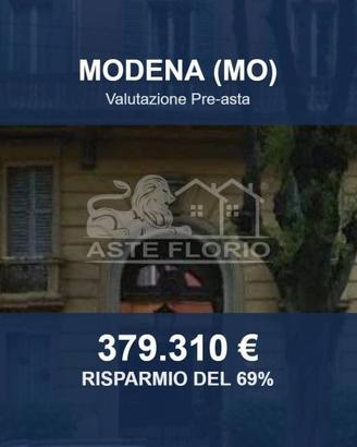 Immobile in asta di 183 m² con più di 5 locali a M