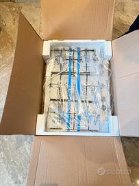 Piano cottura a gas 5 fuochi Atlantic.