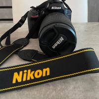 Fotocamera Nikon D3400 + obbiettivo Nikkor 18-105