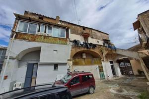 Appartamento Crispano [p.zza trieste e trenVRG]