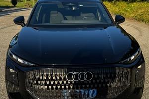 Audi Q3 sport back 2.0 TDI