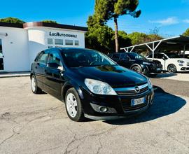 Opel Astra 1.7 CDTI 110CV 5 porte Cosmo