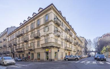 AMPIO APPARTAMENTO DI 150 MQ IN ZONA CITTADELLA!