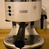Macchina caffè DeLonghi 