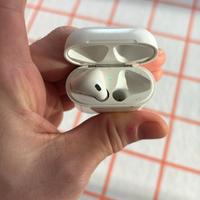 AIRPODS seconda generazione con solo cuffia sinis