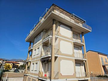 2 LOCALI A DIANO MARINA