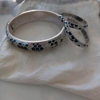 Bracciale e orecchini 
