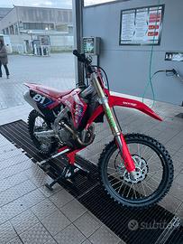 Honda crf 250r 4T 2025