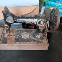 macchina da cucire vintage