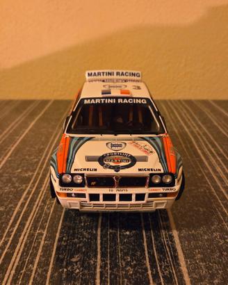 Delta 1/18 Kyosho 08348H