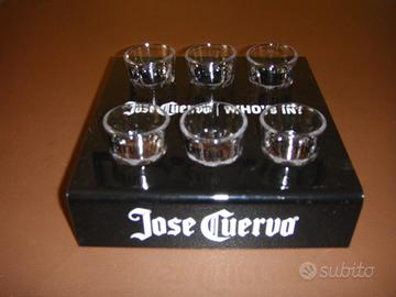 Bicchierini shot tequila Cuervo con supporto