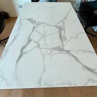 Tavolo da pranzo in ceramica