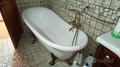 Vasca da bagno vintage.