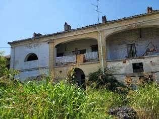 Immobile in asta di 223 m² con 3 locali a Mezzana 