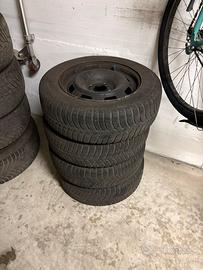 Set Gomme Invernali Kumho 185/65 R15 88H