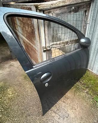 Sportello anteriore destro toyota aygo
