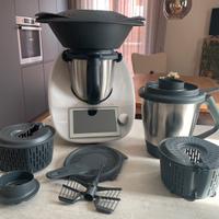 Bimby TM6 con doppio boccale completo