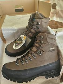 Cosmas anfibi Chamoix GTX 42 NUOVI MAI USATI