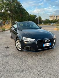 AUDI A4 B9 2018 2.0 150CV