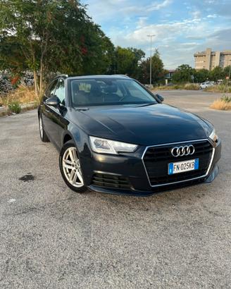 AUDI A4 B9 2018 2.0 150CV