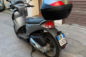 Aprilia Scarabeo Light 125