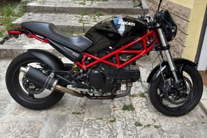 Ducati monster 695
