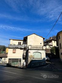 CASA SEMINDIPENDENTE A SARNICO