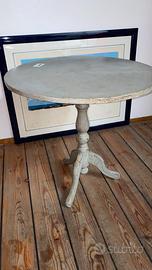 Tavolo tondo in legno