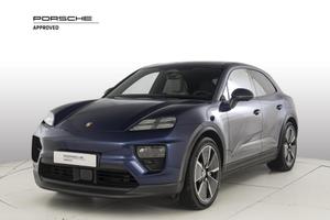 PORSCHE Macan 4