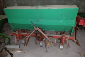 Sarchiatrice a 4 file