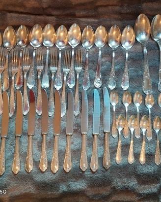 Posateria antica argento 800