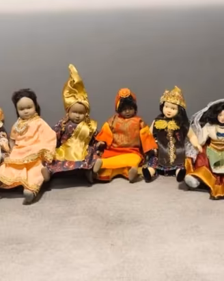 Dolls in the World (1980–1989)